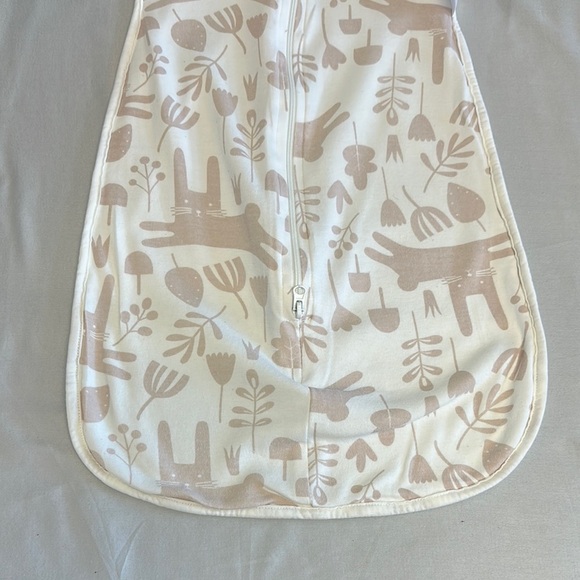 Infant - Newborn - Sleep Sack with Animal and Plant Design - Picture 2 of 5
